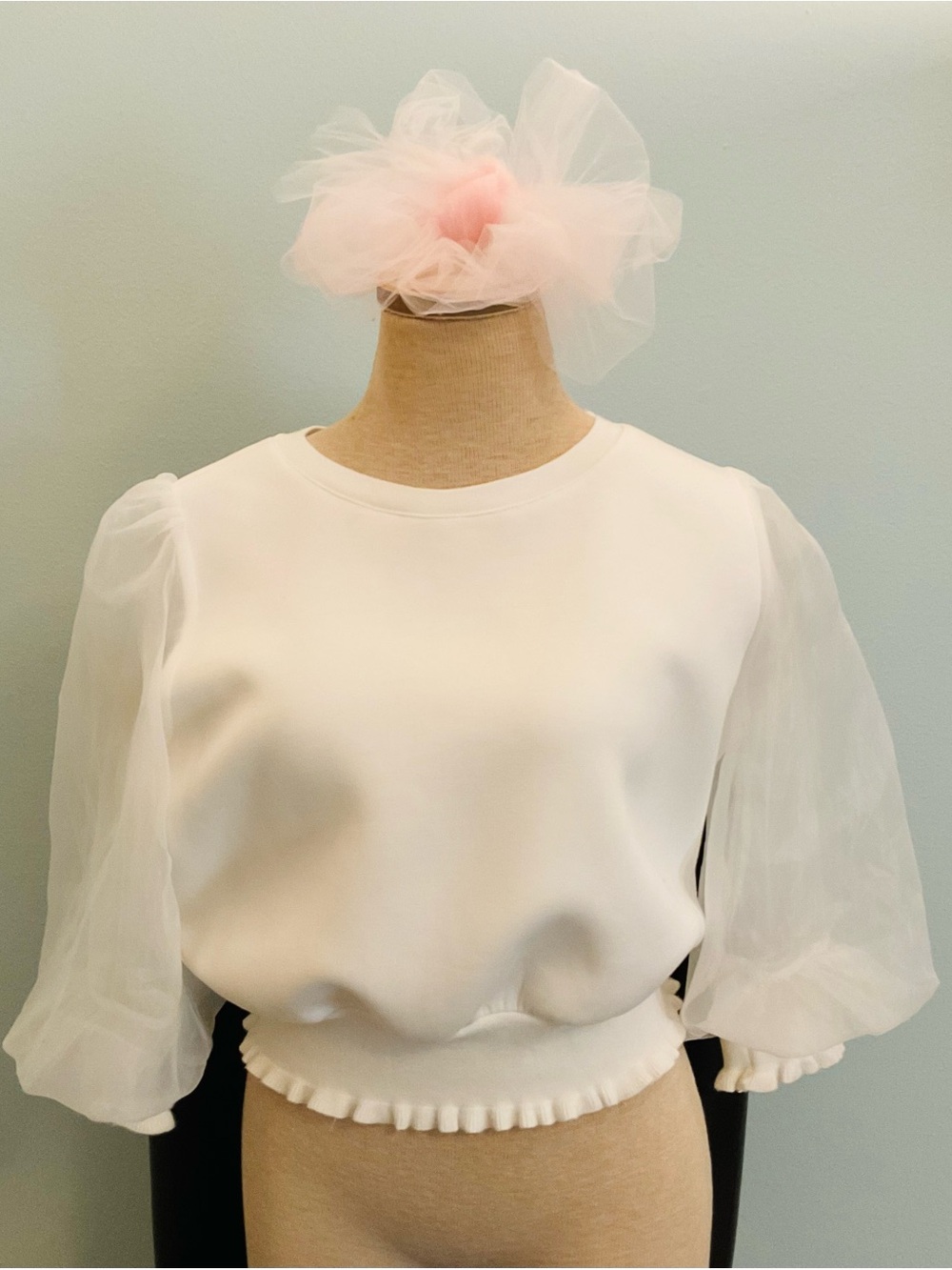 Gracia White Puff-Sleeve Cropped Scuba knit Blouse